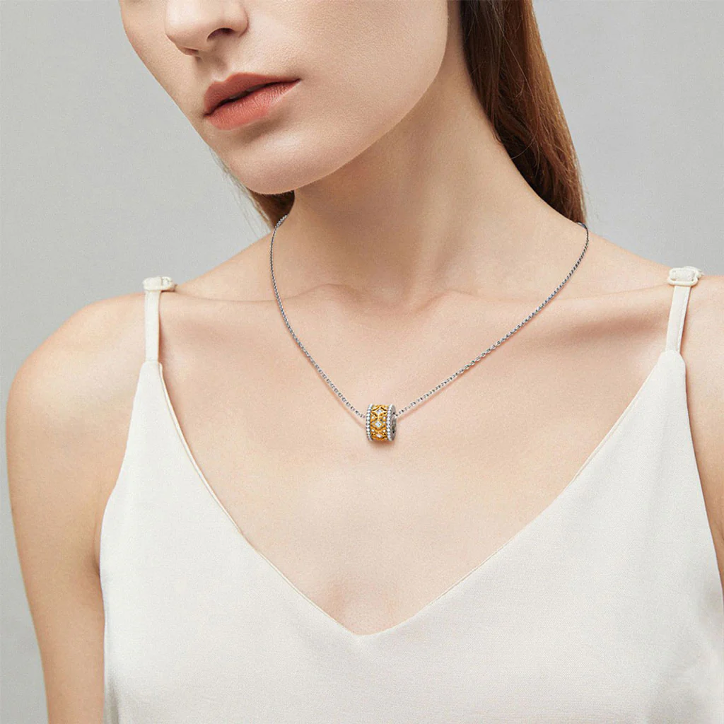 Gnoce Halo Ruby Deluxe Drum Necklace Platinum-plated Silver Blend - Image 4