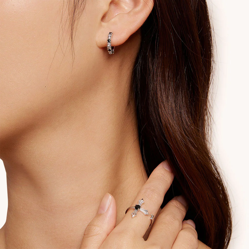Gnoce Iris Earrings - Image 3