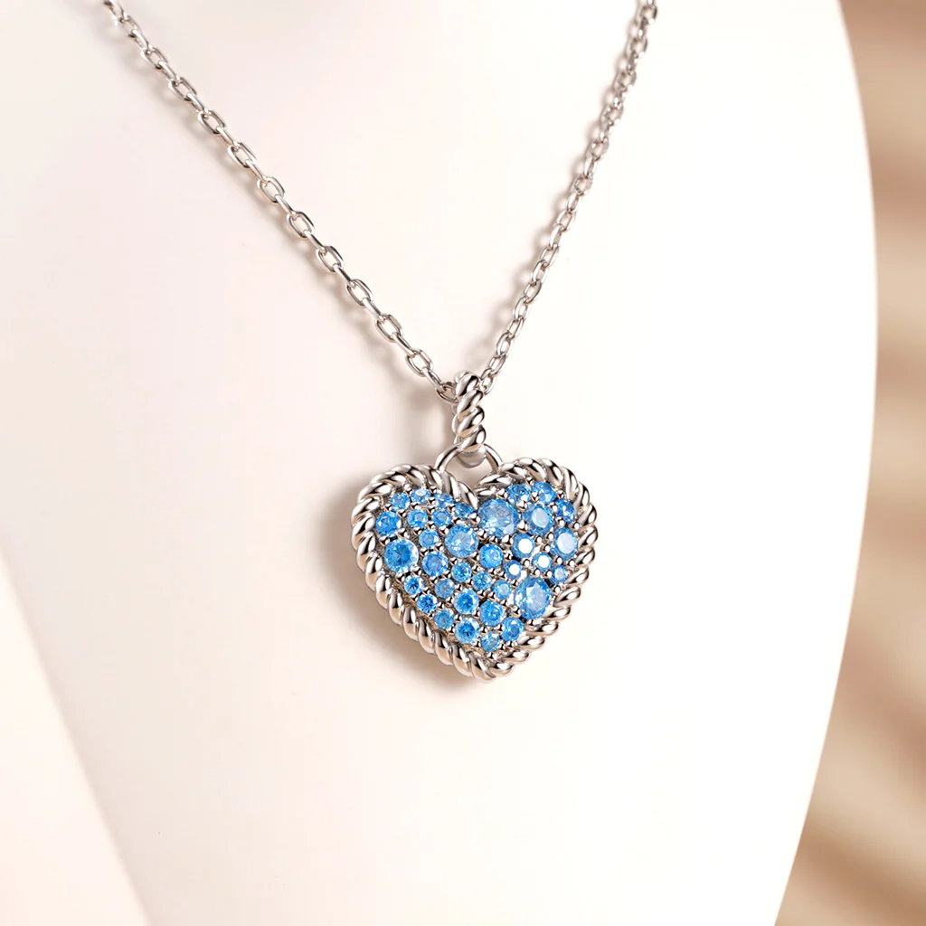 Gnoce Love Heart Twisted Rope Necklace - Image 4