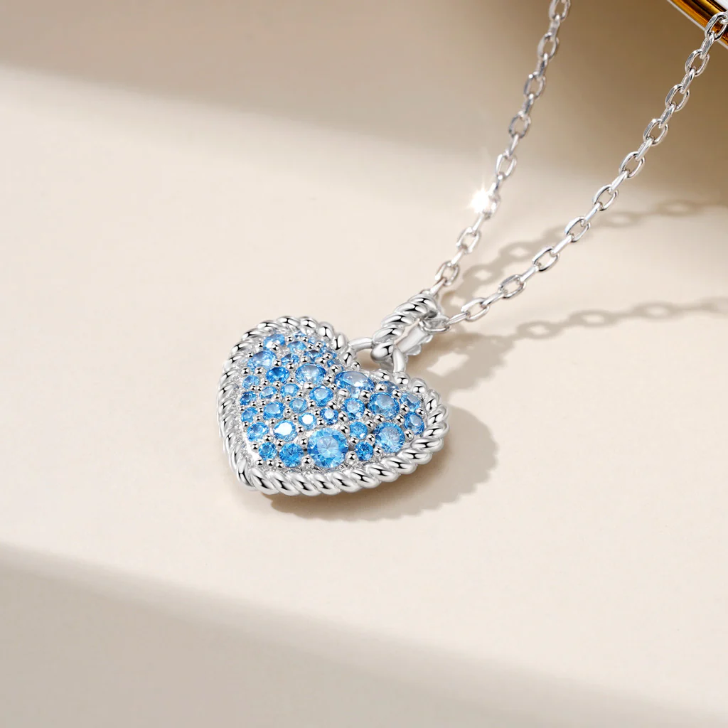 Gnoce Love Heart Twisted Rope Necklace - Image 6