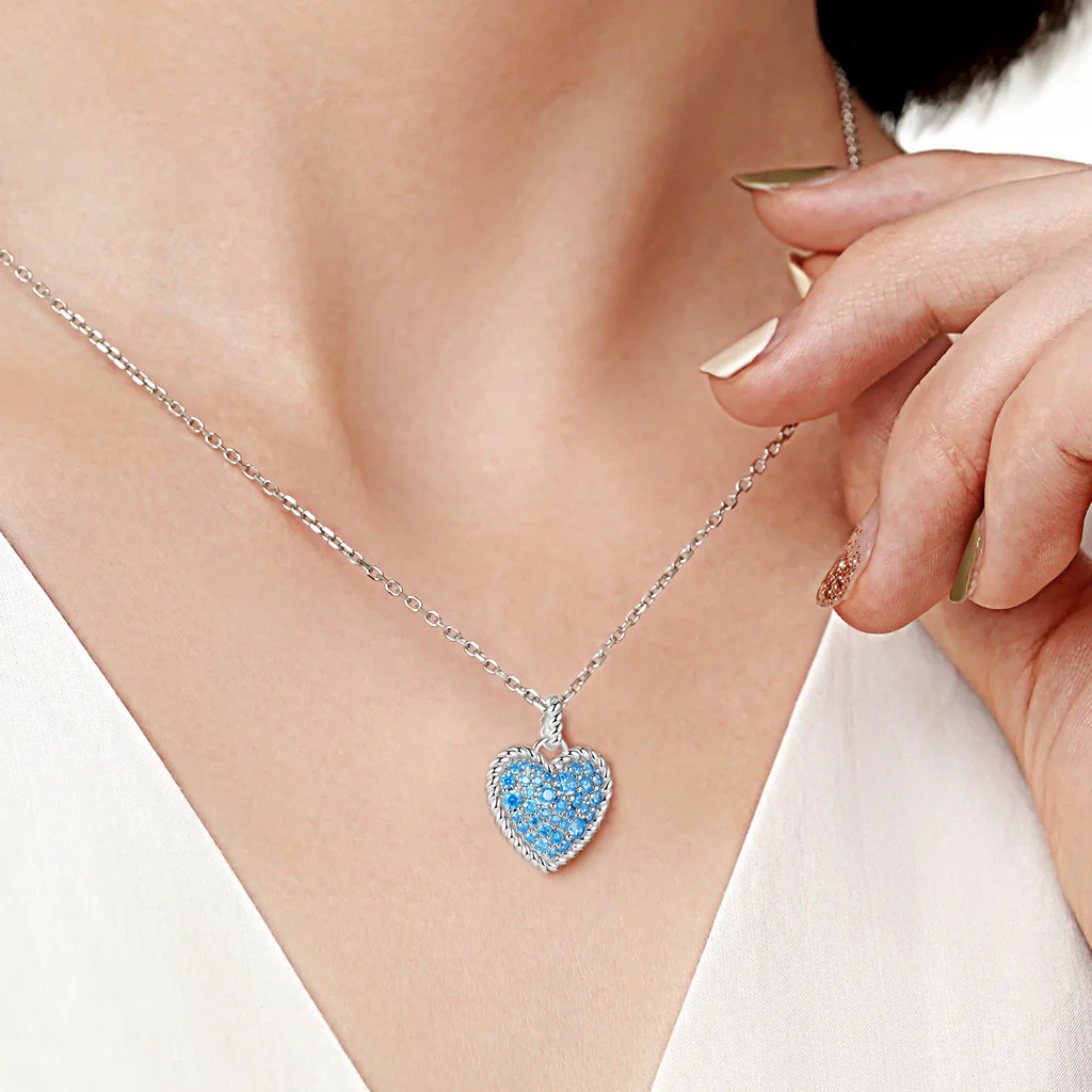Gnoce Love Heart Twisted Rope Necklace - Image 8