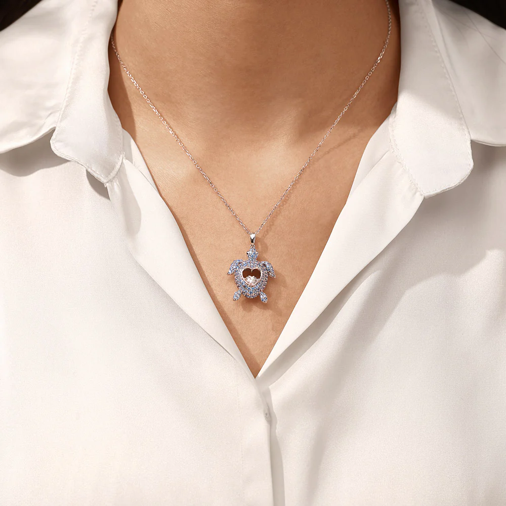 Gnoce Turtle Dancing Heart Necklace Platinum-plated Silver Blend - Image 7