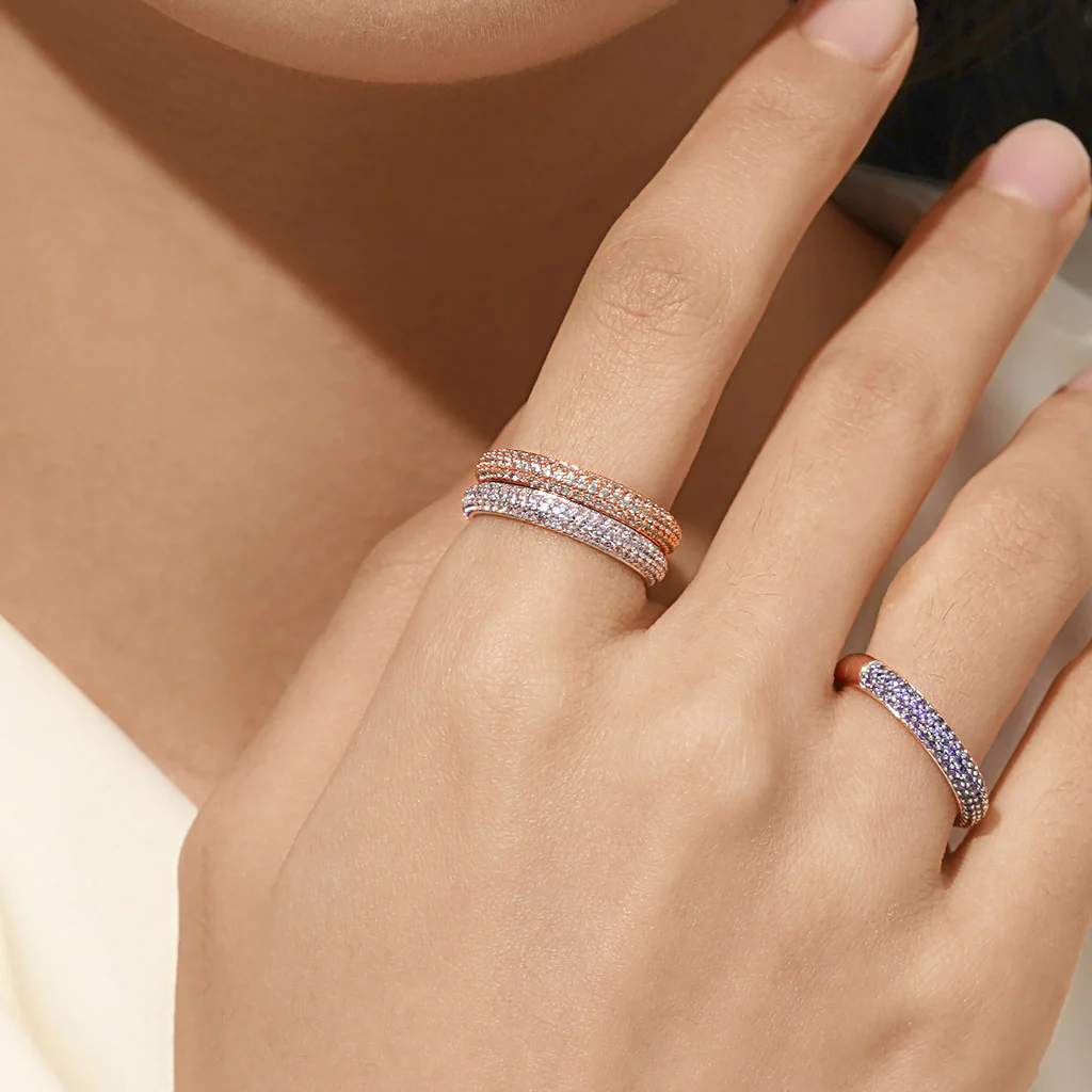 Gnoce Topaz Petit Signature Pave Ring Platinum-plated Silver Blend - Image 5