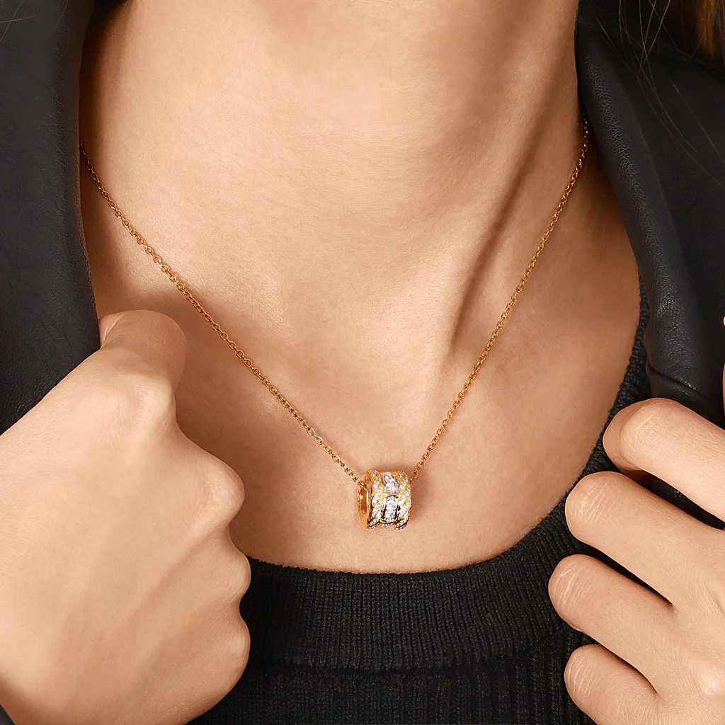 Gnoce X-unknow Paved Twisted Drum Necklace Platinum-plated Silver Blend - Image 5