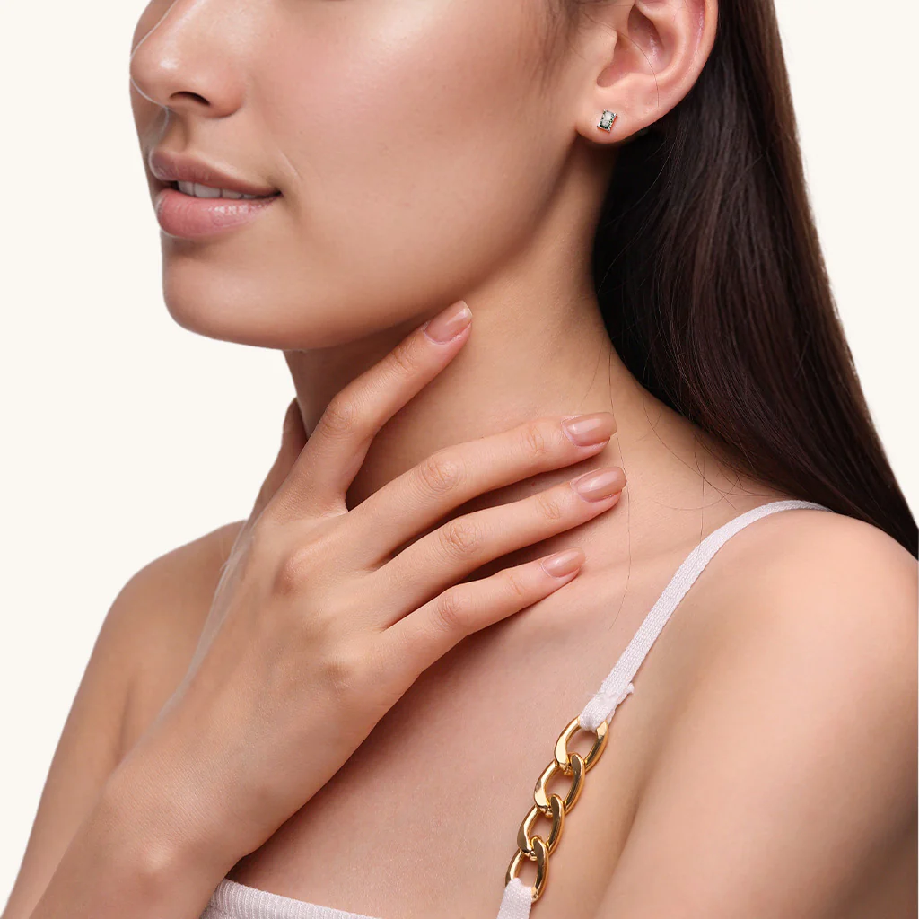 Gnoce Simple Geometry Green Moss Stud Earrings - Image 4