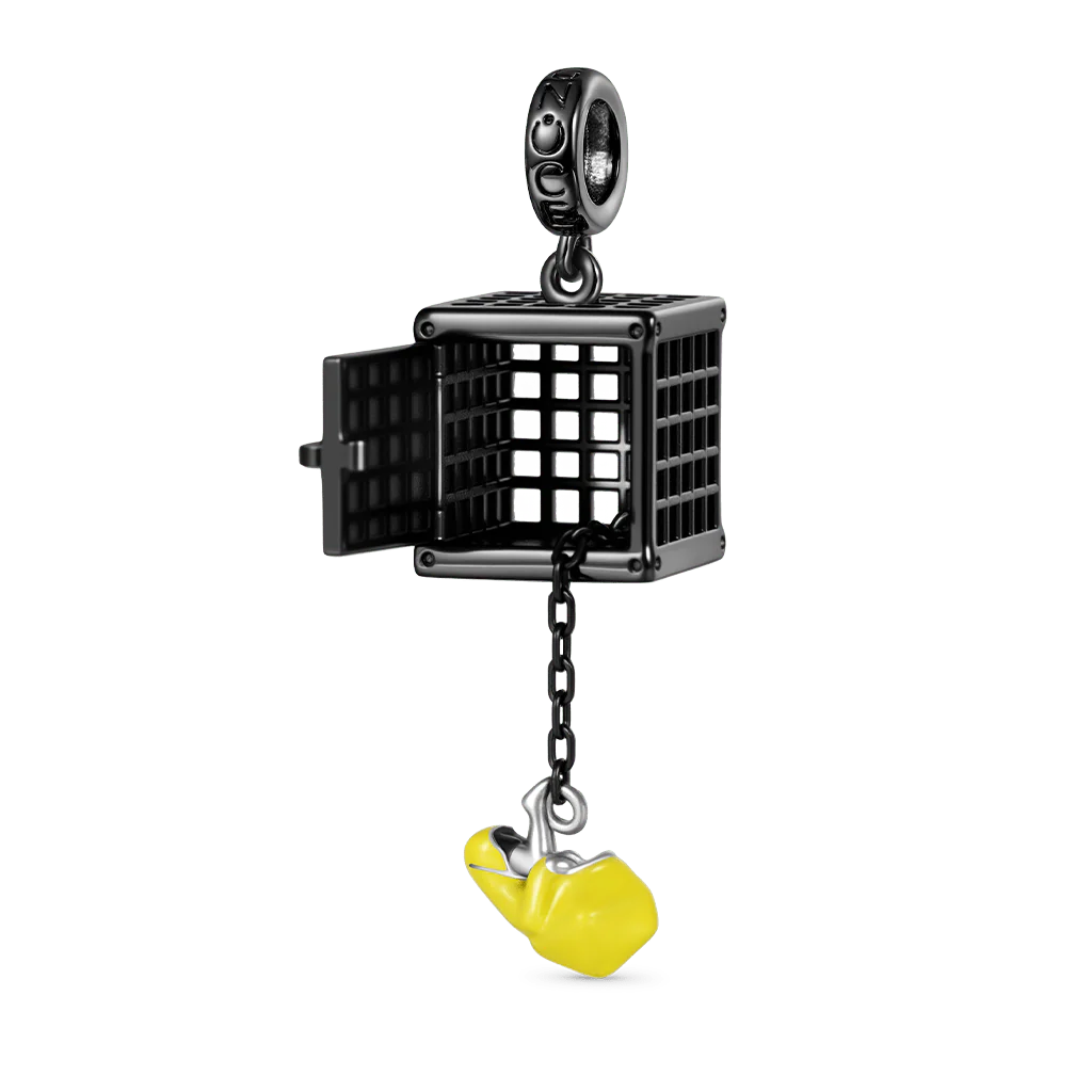 Gnoce Little Nightmares Six in Cage Charm - Image 3