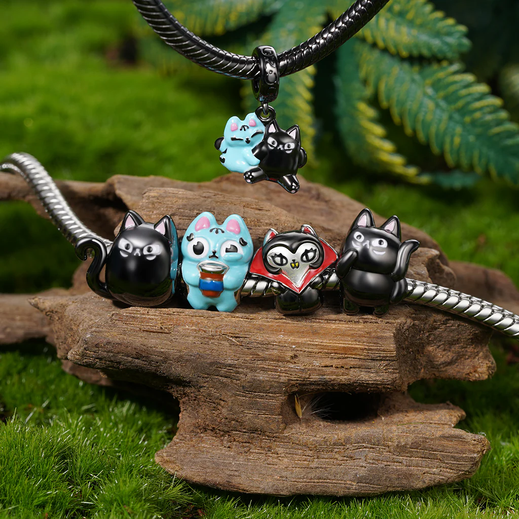 Gnoce Blu Velvet Art Havenhurst Vampire Cat Charm Platinum-plated Silver Blend - Image 3