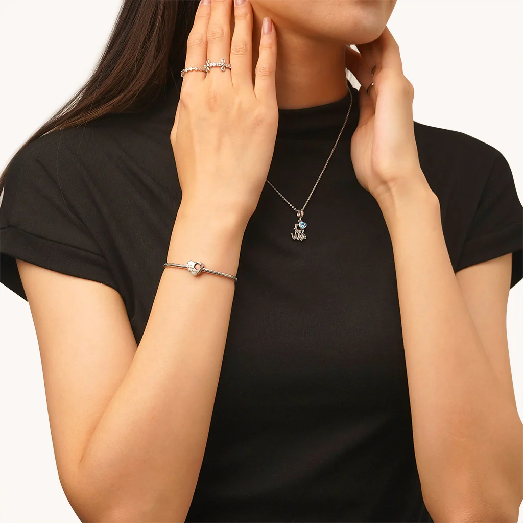 Gnoce Heart Glow-in-the-Dark Charm Platinum-plated Silver Blend - Image 5