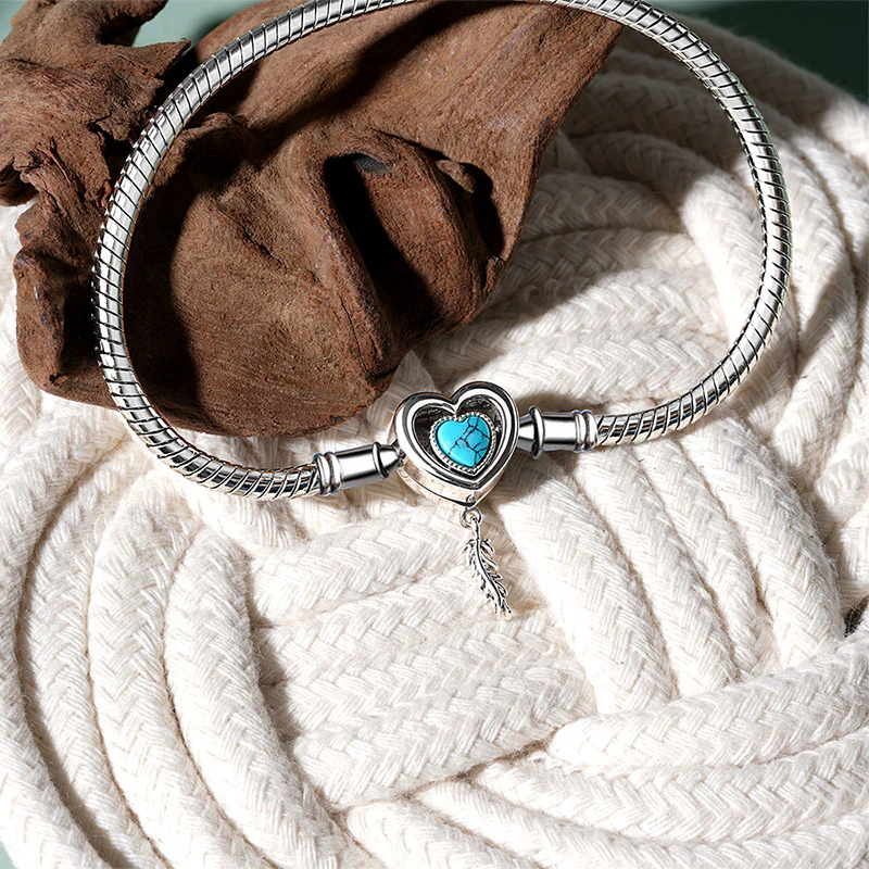 Gnoce Heart Lock with Feather Bracelet Platinum-plated Silver Blend - Image 3