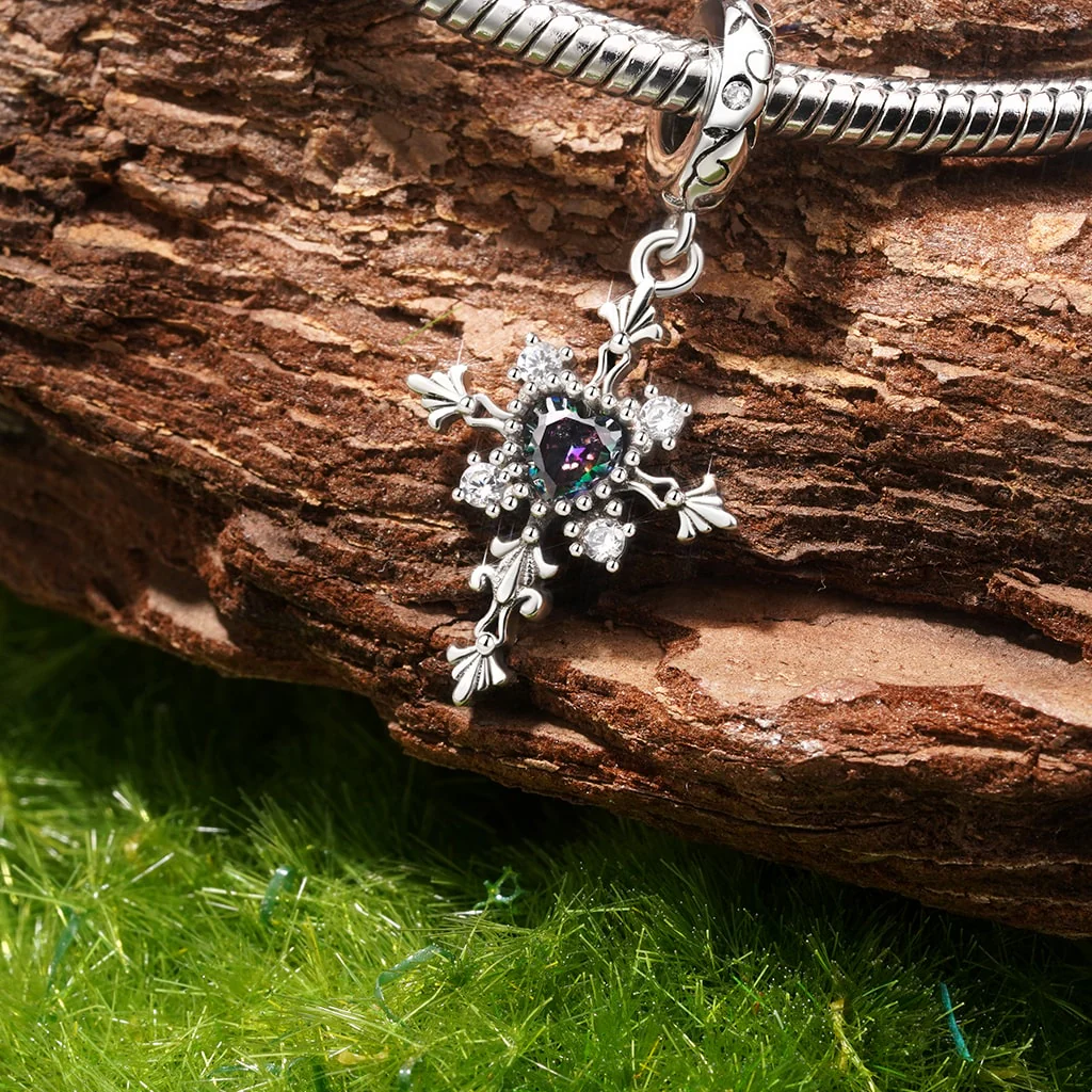 Gnoce Heart of Darkness Cross Pendant Dangle Charm - Image 2