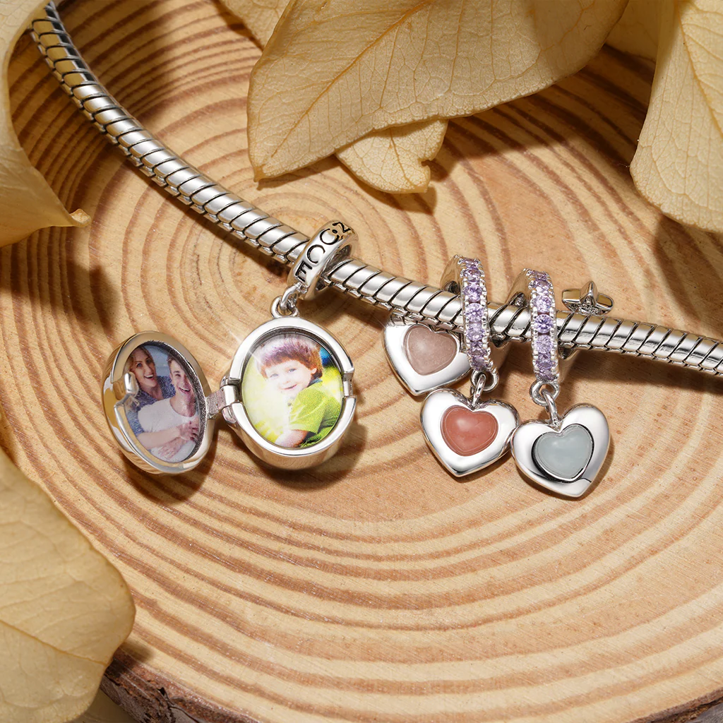 Gnoce Glow-in-the-Dark Stones Family Charm Platinum-plated Silver Blend - Image 5