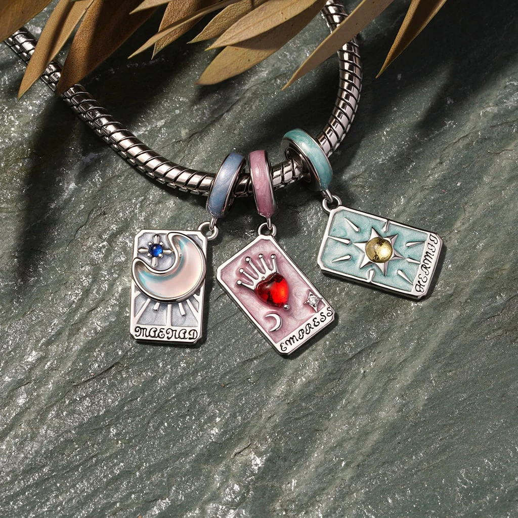 Gnoce Hermit Tarot Pendant Dangle Charm - Image 2
