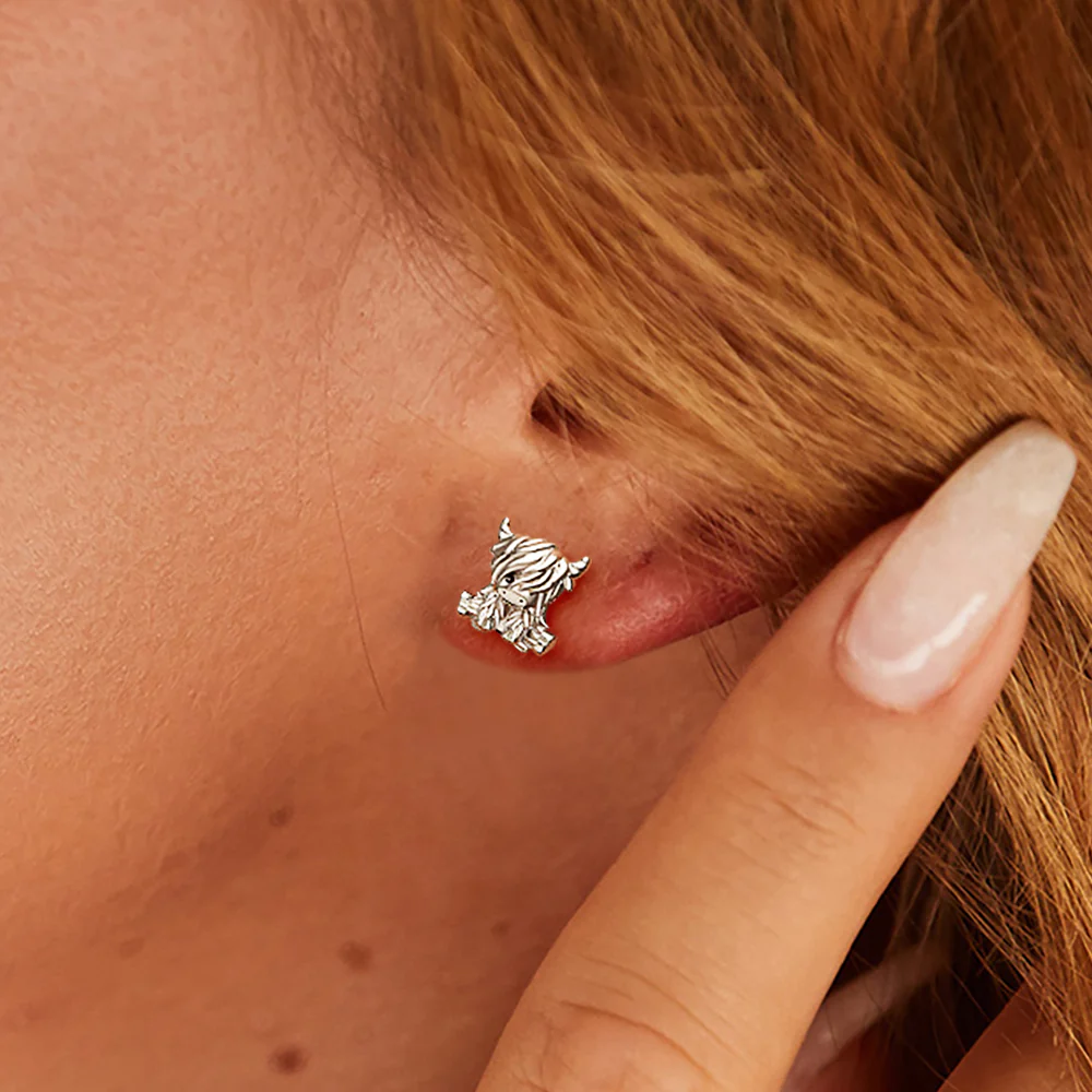 Gnoce Scottish Highland Cow Stud Earrings Platinum-plated Silver Blend - Image 5