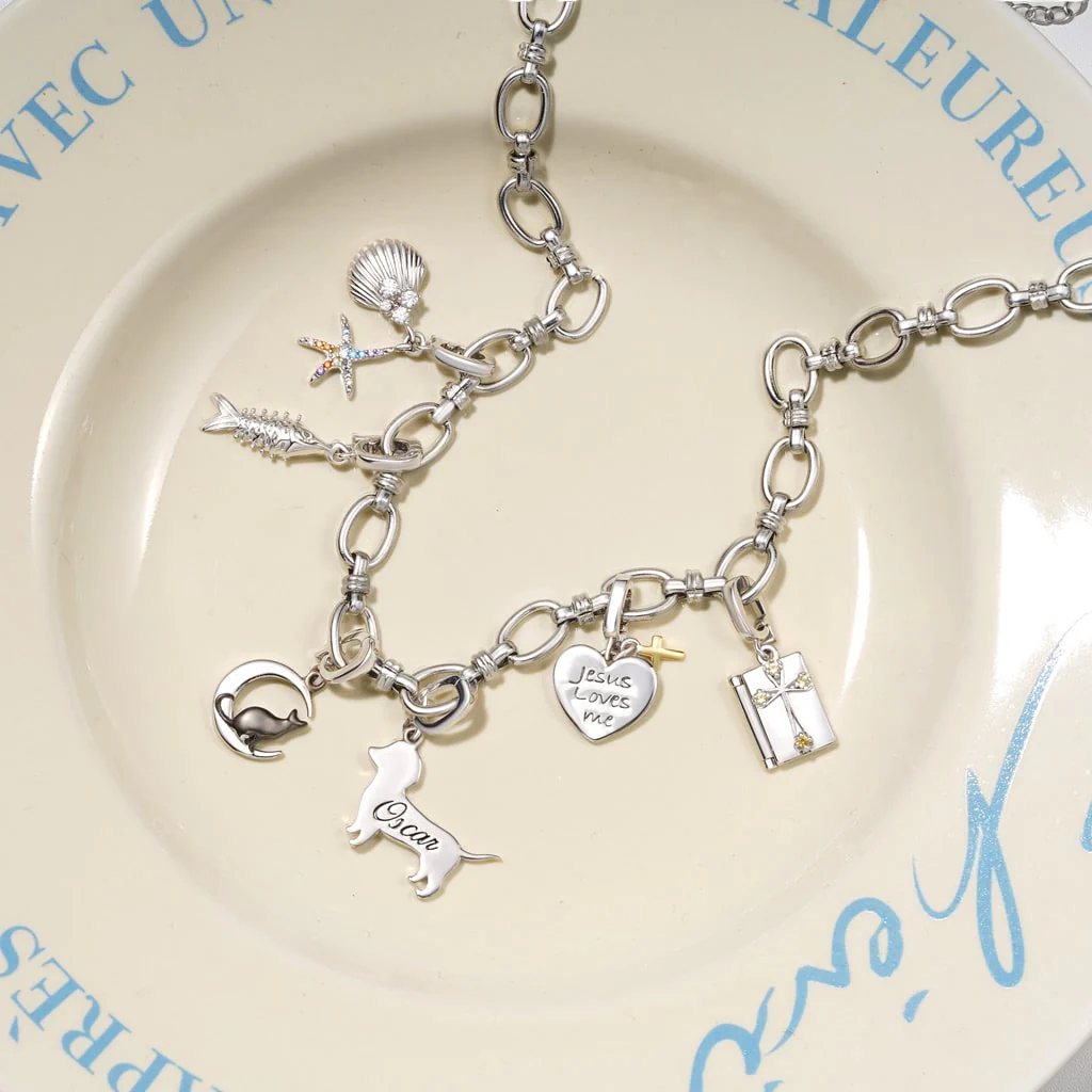 Gnoce Openable HOLY BIBLE Cross Charm Platinum-plated Silver Blend - Image 4