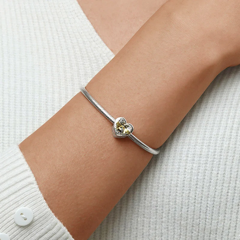 Gnoce Dancing Honey Bee Heart Charm Platinum-plated Silver Blend - Image 5