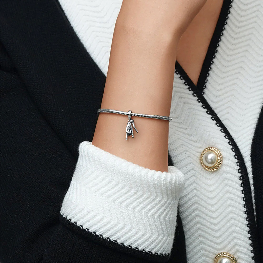 Gnoce Lucky Horn & Hand Sign Charm Platinum-plated Silver Blend - Image 5