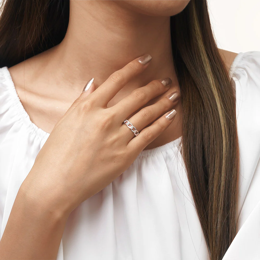 Gnoce Iconic Twist Silver Band Ring Platinum-plated Silver Blend - Image 4