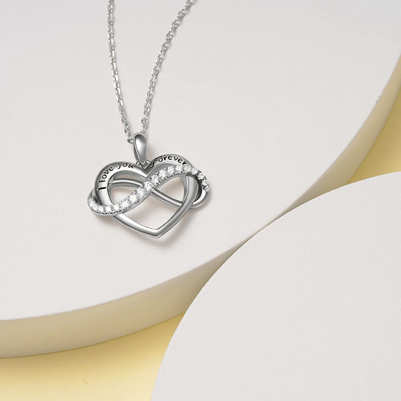 Gnoce Sparkling Infinite love Heart Necklace Platinum-plated Silver Blend - Image 2