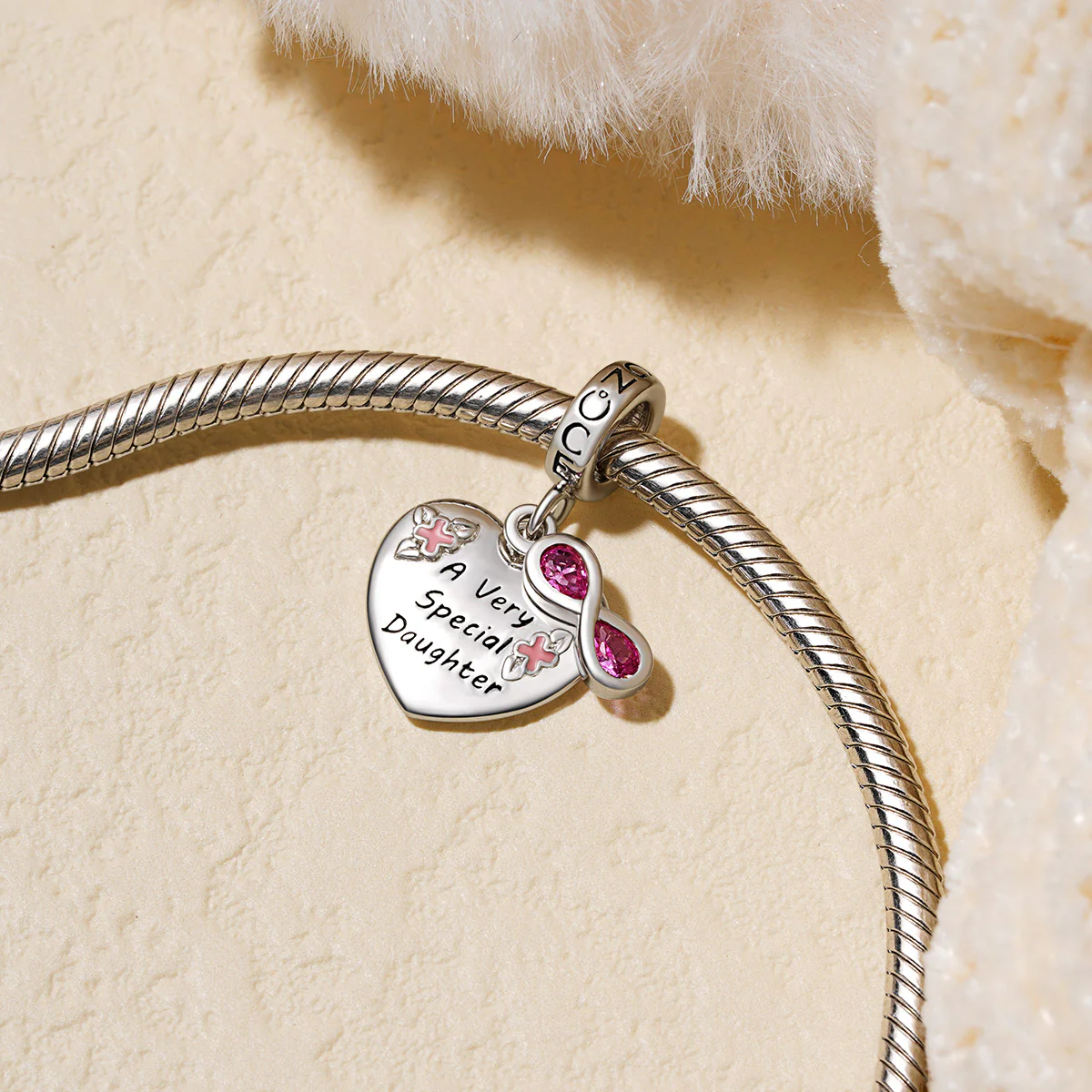 Gnoce Infinite Love Heart Charm Platinum-plated Silver Blend - Image 4