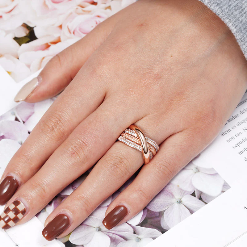 Gnoce Intertwined Band Pave Ring Platinum-plated Silver Blend - Image 3