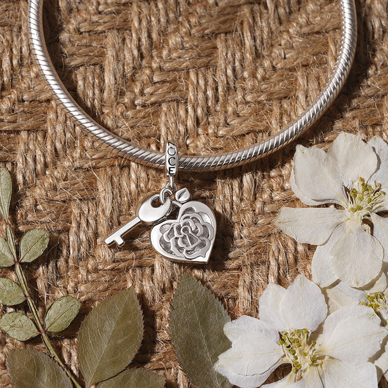 Gnoce Key to Your Heart Charm Platinum-plated Silver Blend - Image 3