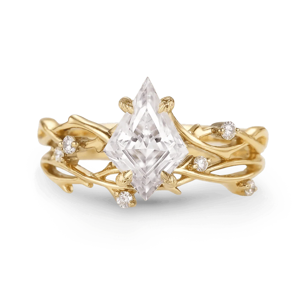 Gnoce Nature-Inspired Vines Kite-Cut Engagement Ring Set