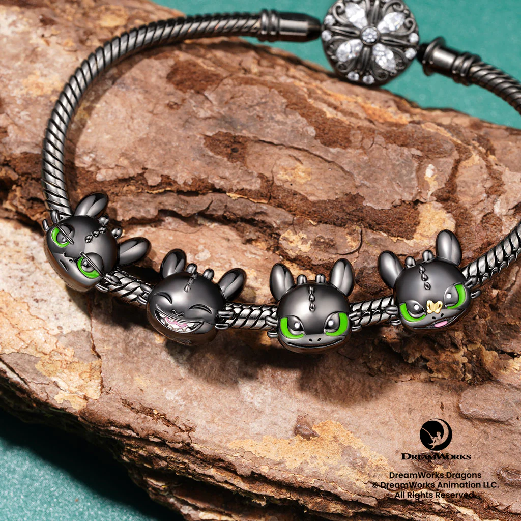 Gnoce Laughing Toothless Stopper Charm - Image 3