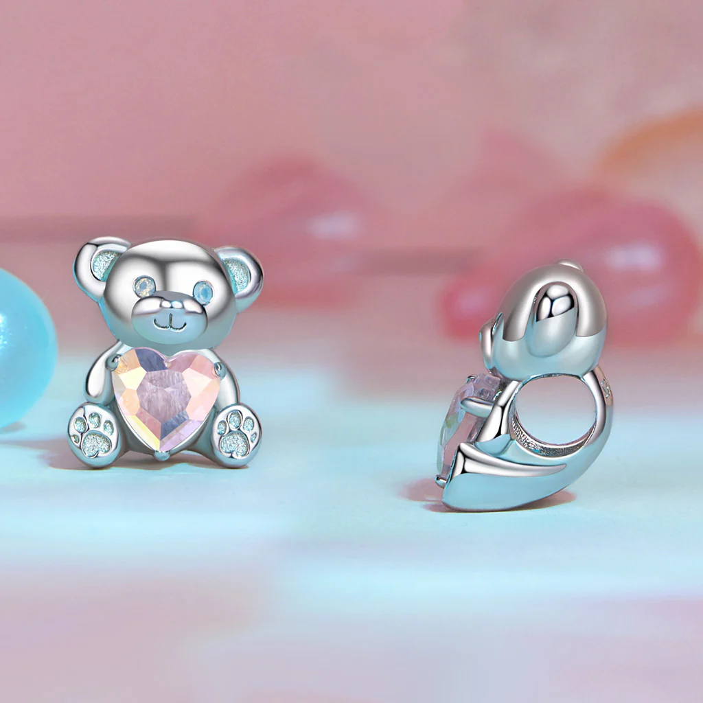 Gnoce "I Love U" Little Bear Embraces Heart Charm - Image 2