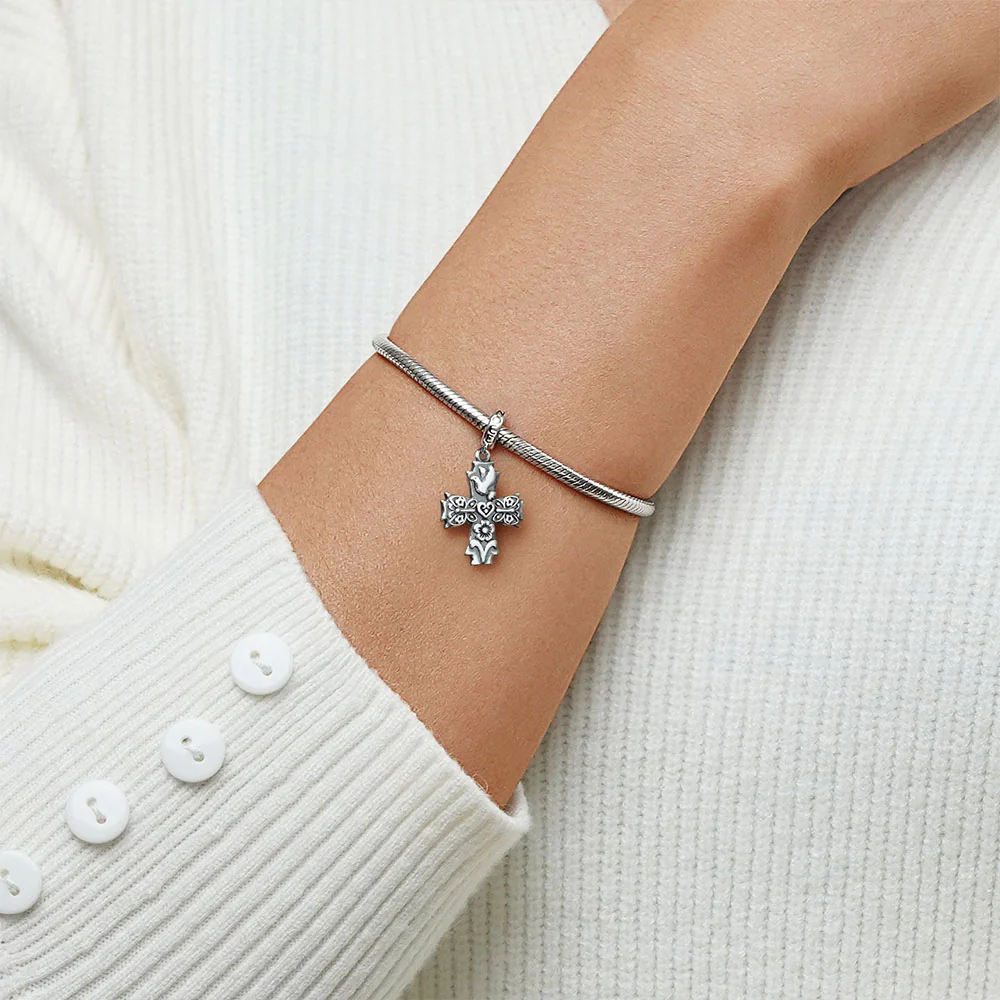 Gnoce Love Spring Cross Charm Platinum-plated Silver Blend - Image 5
