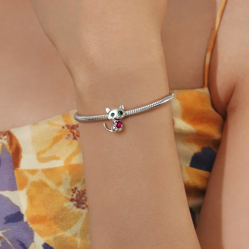 Gnoce Lovely Cat Embraces Heart Gem Charm Platinum-plated Silver Blend - Image 5