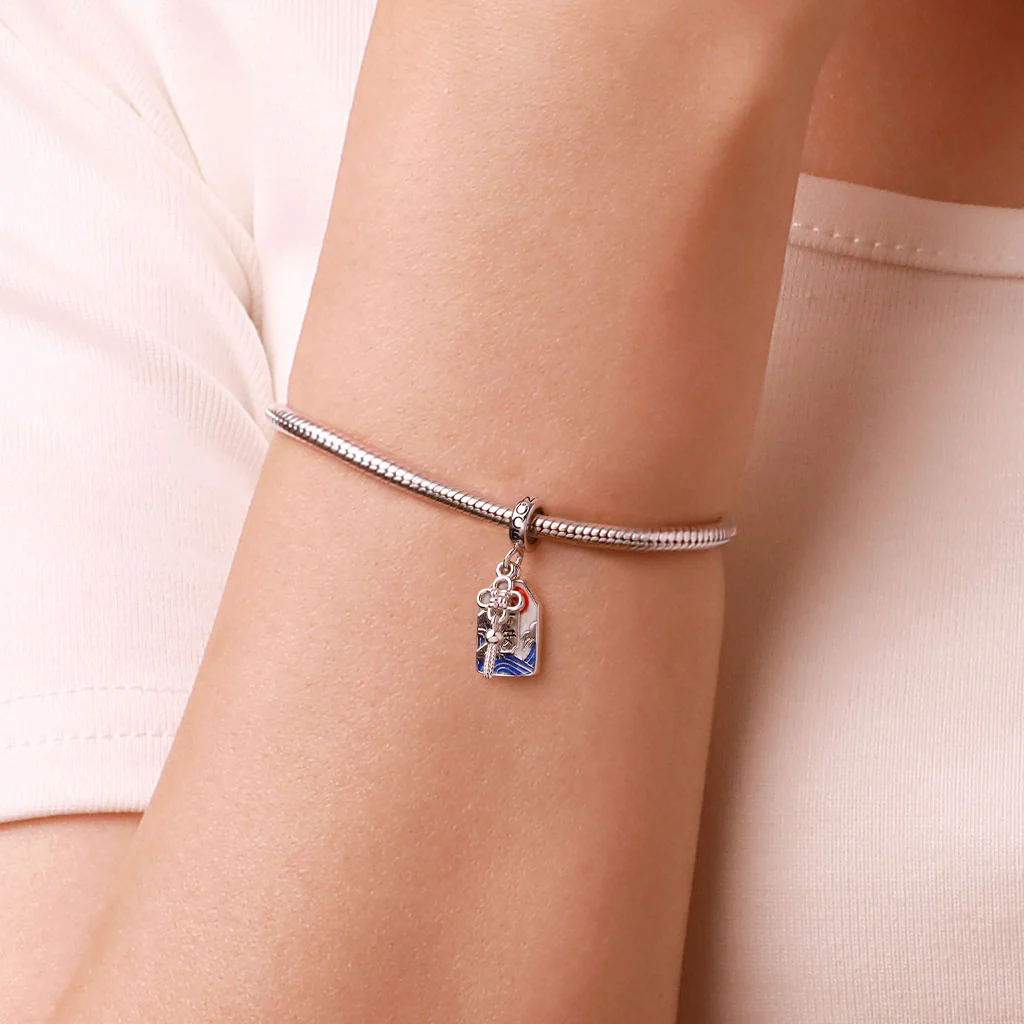 Gnoce Lucky Amulet Ukiyo-e Charm Platinum-plated Silver Blend - Image 7