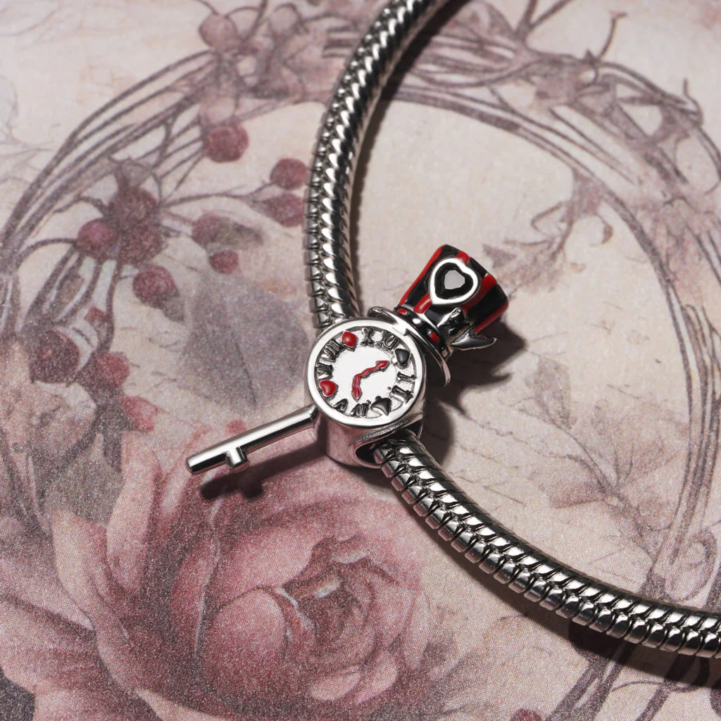 Gnoce Mad Hatter Hat Pocket Watch Charm - Image 3