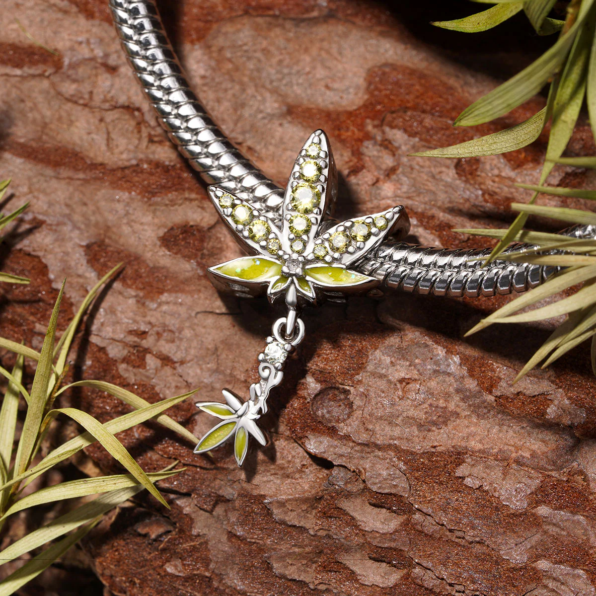Gnoce Green Plant Pot Leaf Charm - Image 3