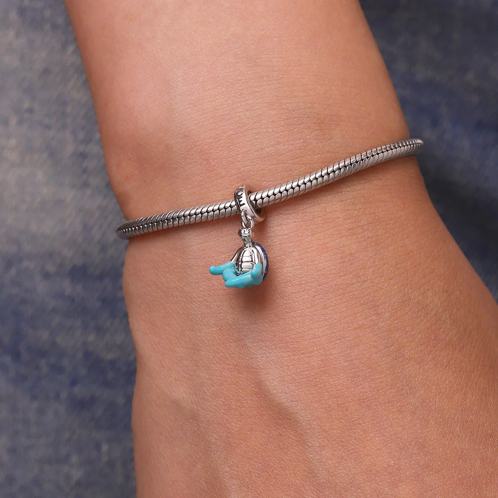 Gnoce Meditating Sea Turtle Glow-in-the-Dark Charm Platinum-plated Silver Blend - Image 7