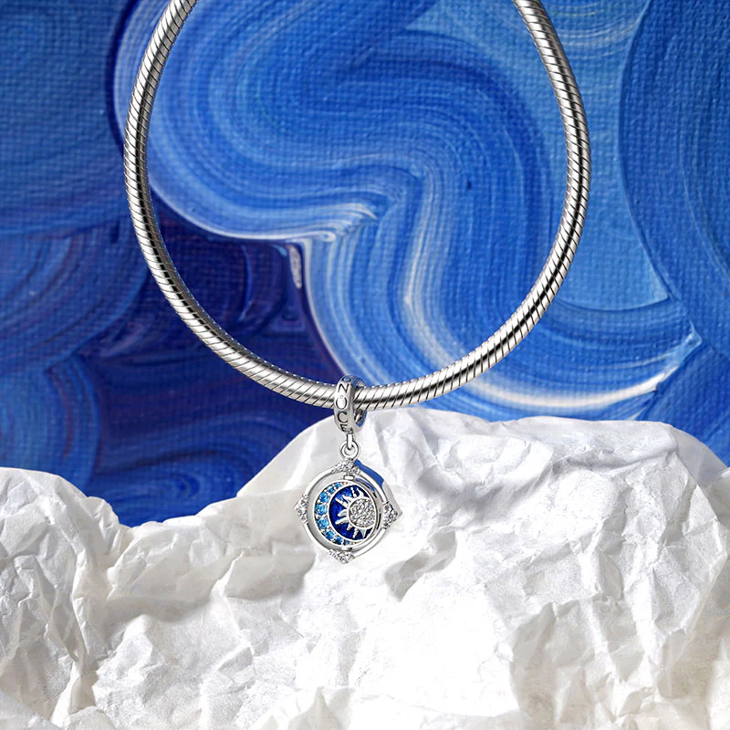 Gnoce Rotated Moon & Sun Charm Platinum-plated Silver Blend - Image 3