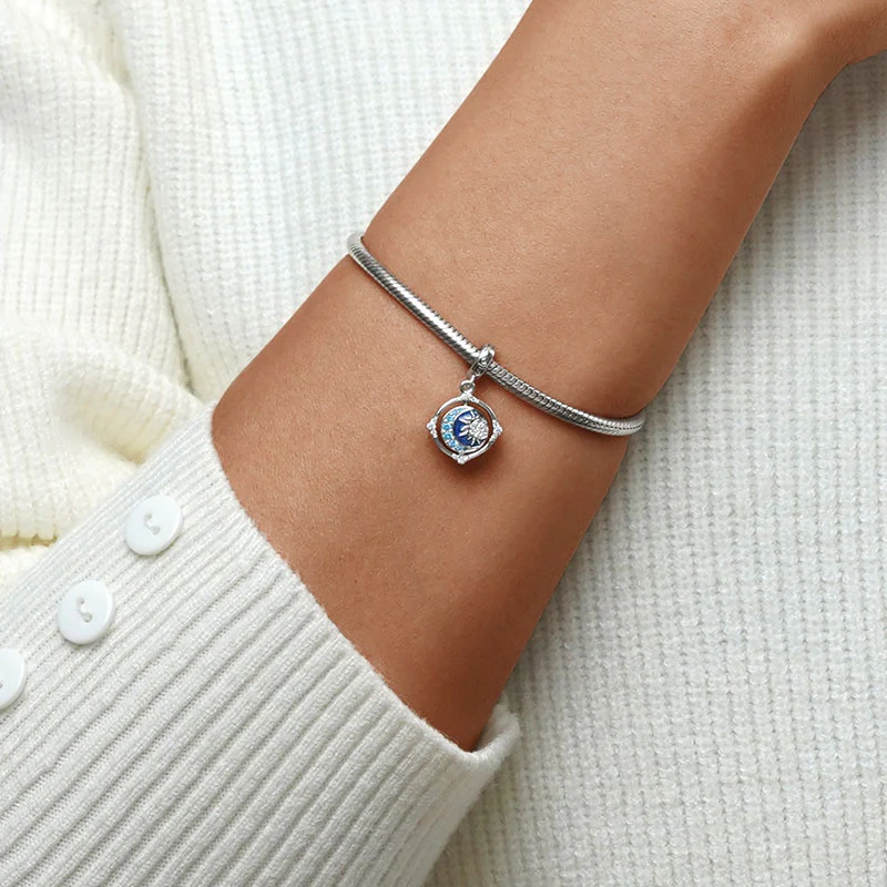 Gnoce Rotated Moon & Sun Charm Platinum-plated Silver Blend - Image 5