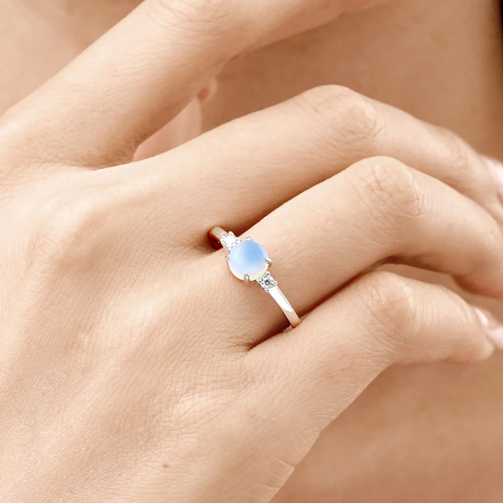 Gnoce Sparkling Moonstone Promise Ring Platinum-plated Silver Blend - Image 5