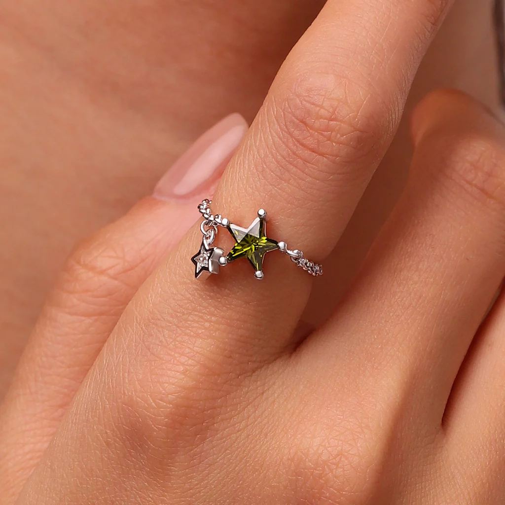 Gnoce Engravable Olive Yellow Star Chain Ring - Image 6