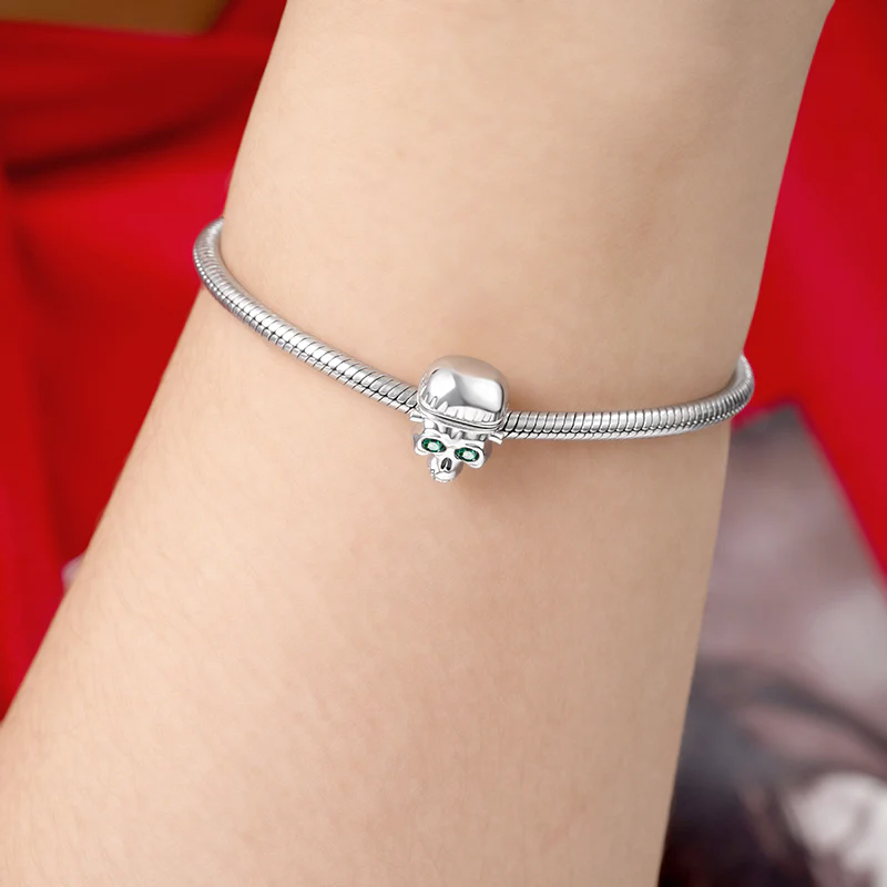 Gnoce Skull with Openable Brain Charm Platinum-plated Silver Blend - Image 4