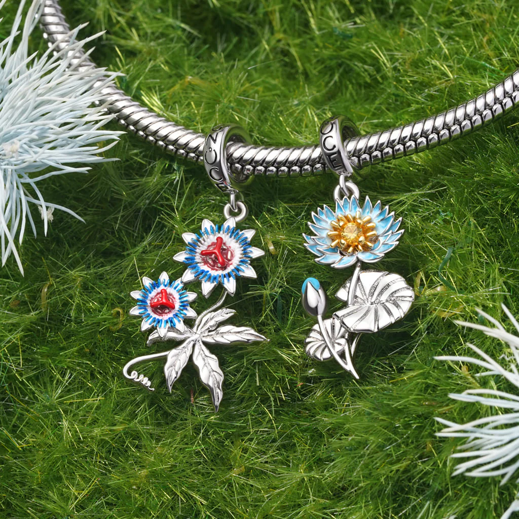 Gnoce Temple of Flora Passion Flower Pendant Dangle Charm - Image 3