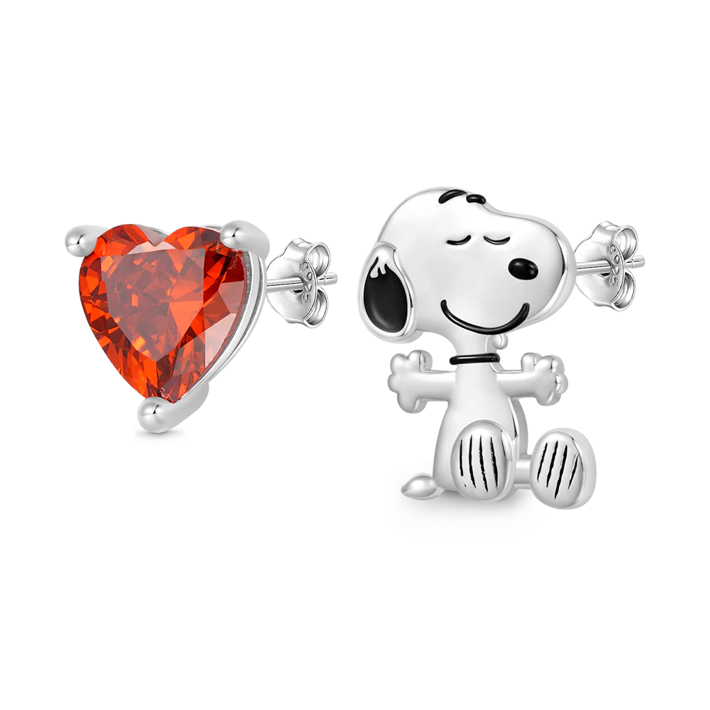 Gnoce Peanuts "Find Your True Love" Snoopy Heart Stud Earrings