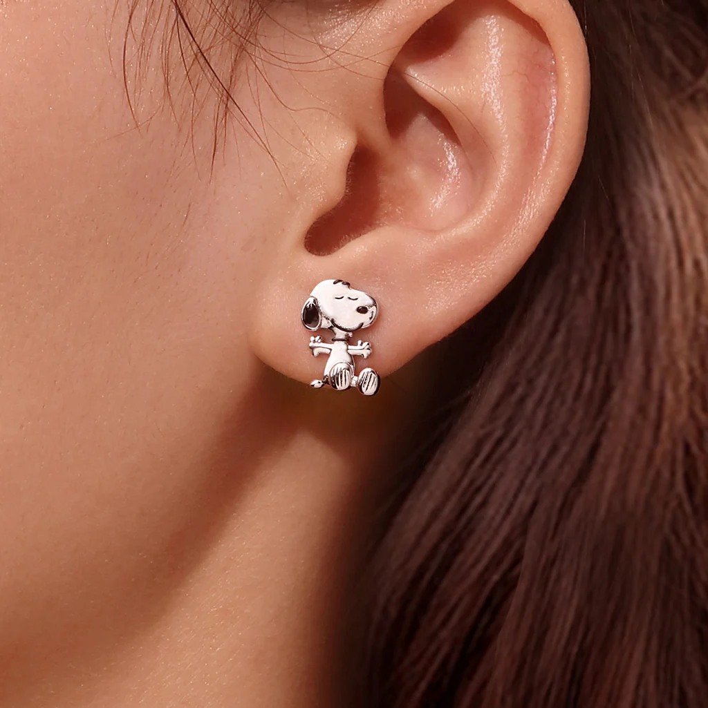 Gnoce Peanuts "Find Your True Love" Snoopy Heart Stud Earrings - Image 7