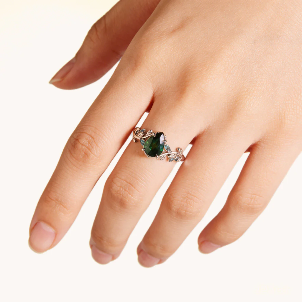 Gnoce Nature-Inspired Twig Pear-Cut Engagement Ring - Image 2