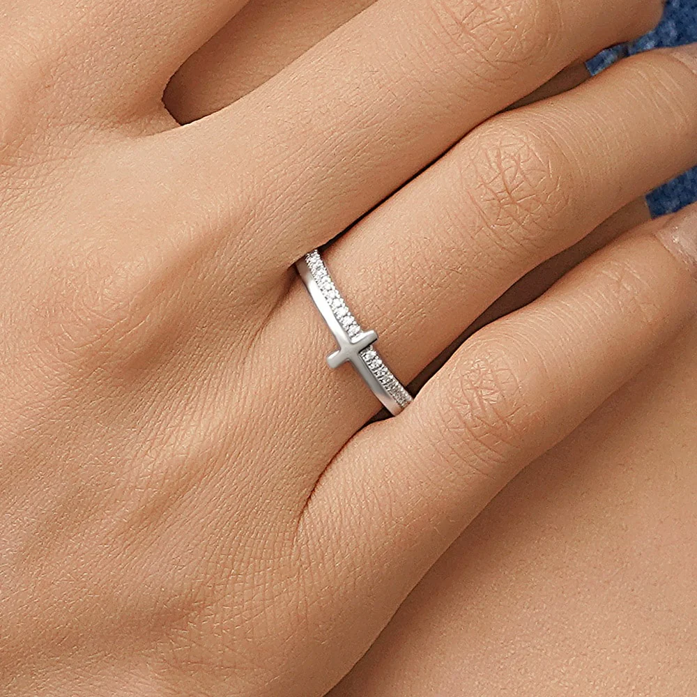 Gnoce Petite Cross Silver Band Ring Platinum-plated Silver Blend - Image 5