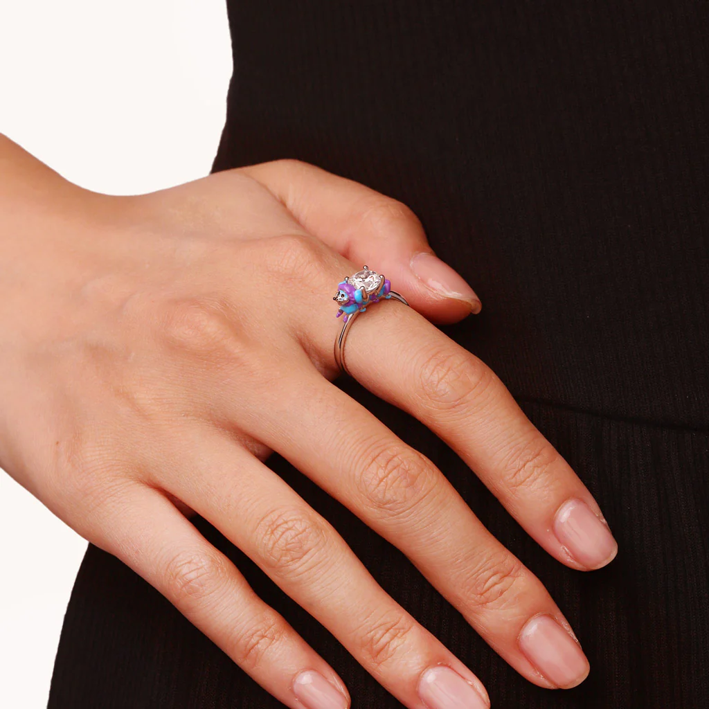 Gnoce Poppy Playtime PJ Pug-a-Pillar  Embraces Moissanite Round Cut Ring - Image 3