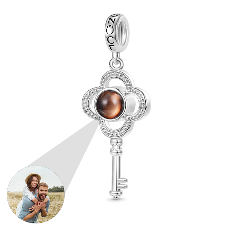Gnoce Projection Key Personalized Photo Charm Platinum-plated Silver Blend