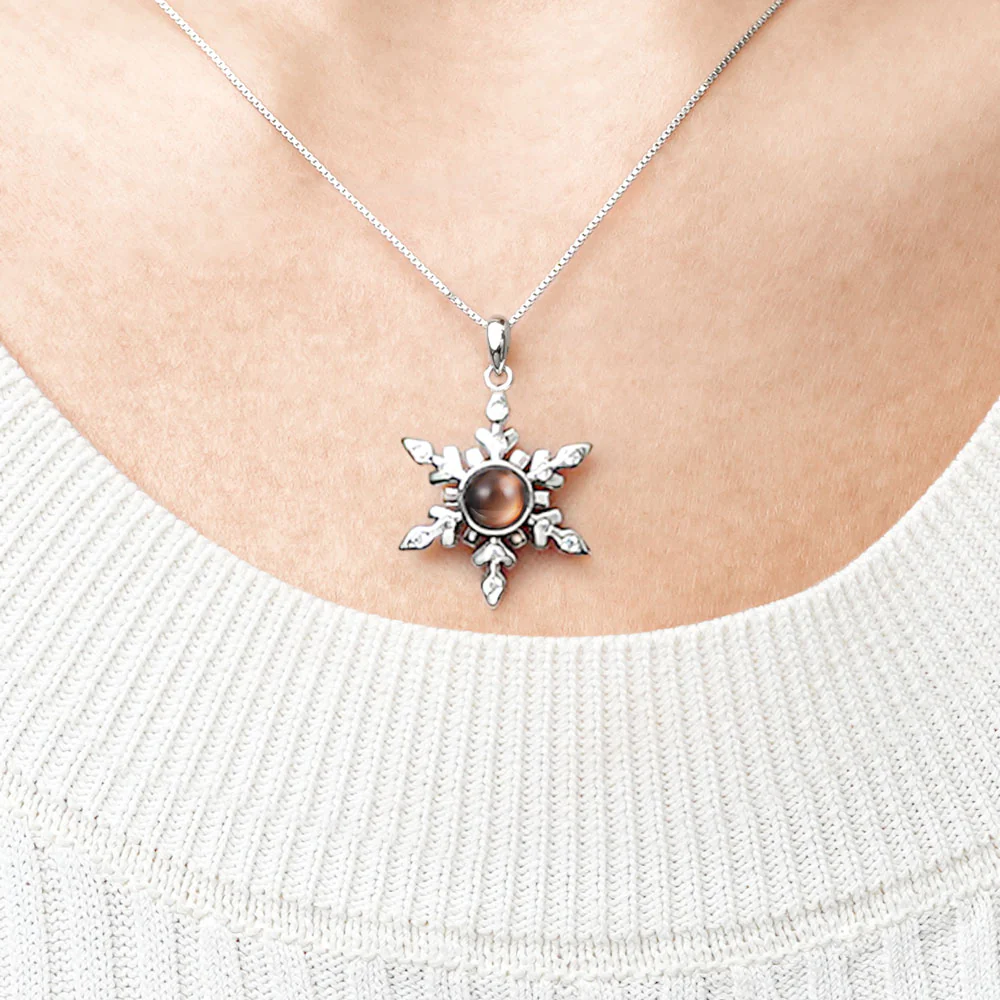 Gnoce Projection Snowflake Personalized Photo Necklace - Image 6