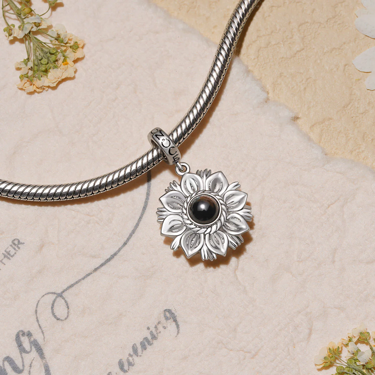 Gnoce Projection Sunflower Personalized Photo Charm Platinum-plated Silver Blend - Image 3