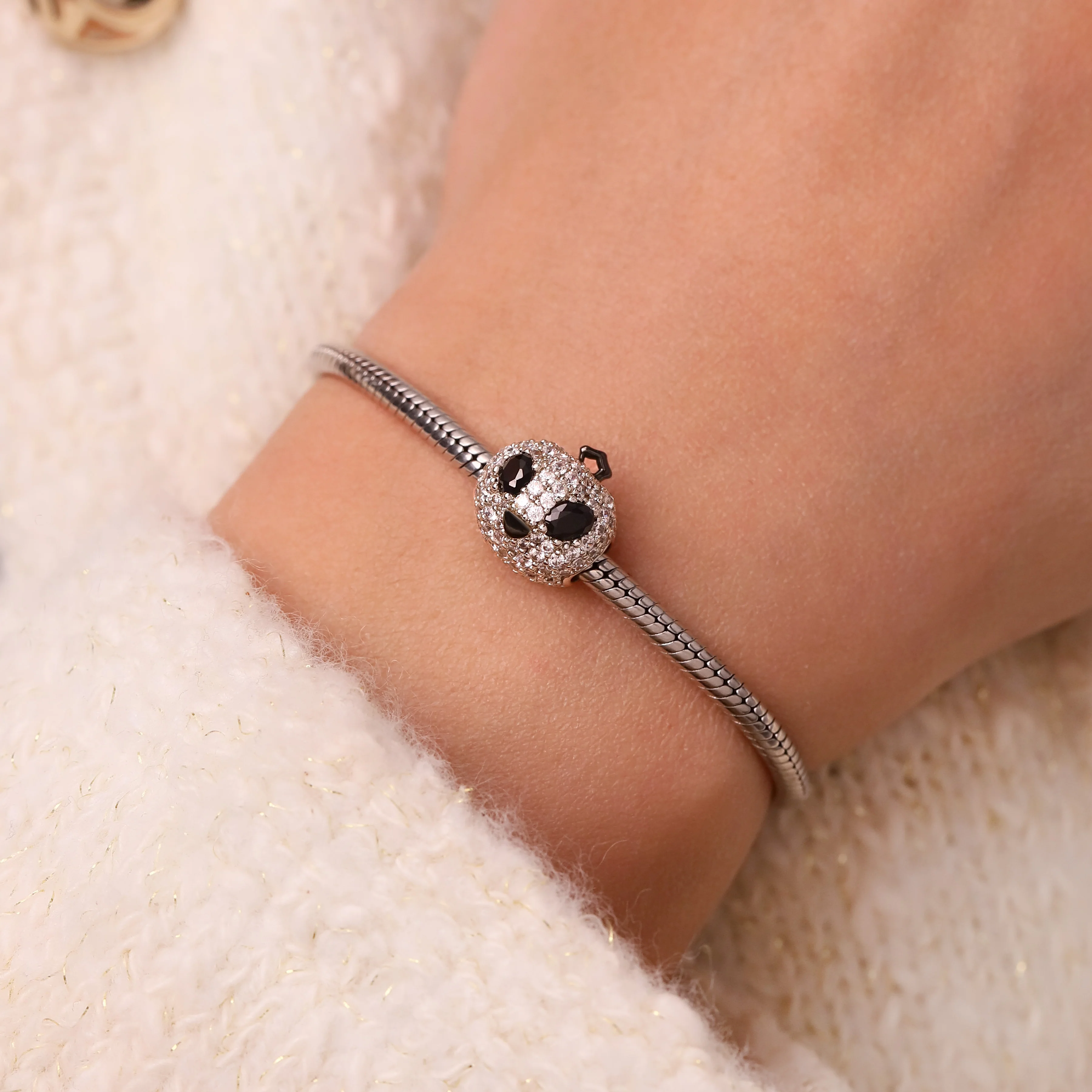 Gnoce Pave Diamond Pumpkin Alien Face Charm Platinum-plated Silver Blend - Image 5