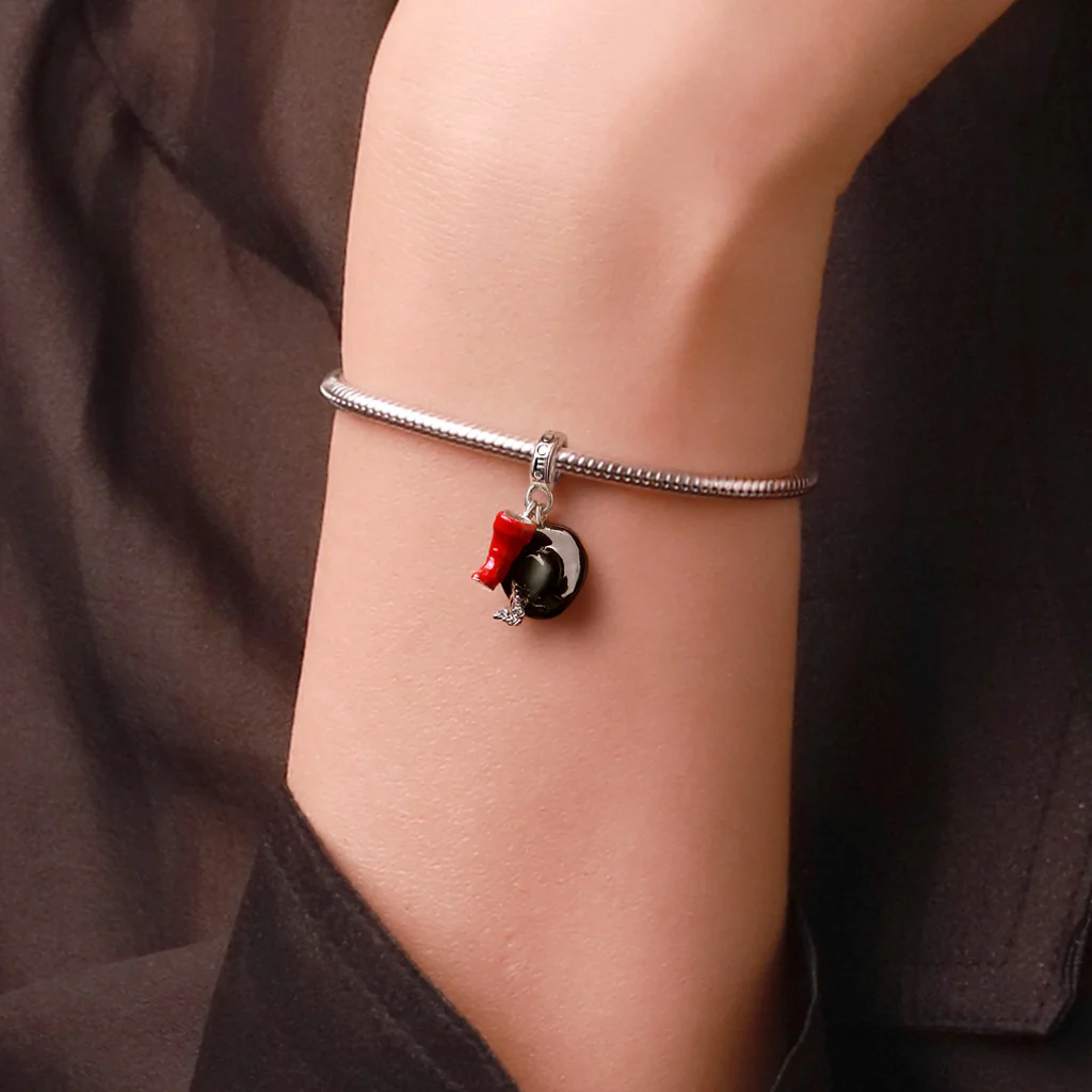 Gnoce Puss In Boots Red Boot & Hat Pendant Dangle Charm - Image 6